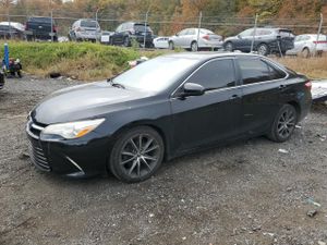 Toyota Camry LE 2.5L 4 2015