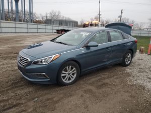 Hyundai Sonata SE 2.4L 4 2015