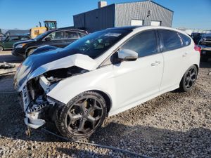 Ford Focus ST 2.0L 4 2014