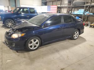 Toyota Corolla BASE 1.8L 4 2012