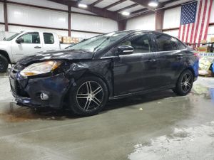 Ford Focus SEL 2.0L 4 2012