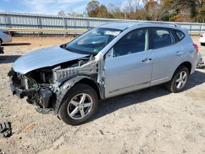 Nissan Rogue S 2.5L 4 2014