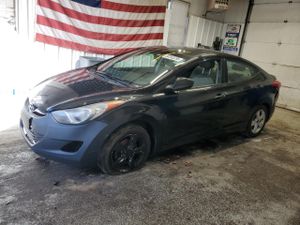 Hyundai Elantra GLS 1.8L 4 2013