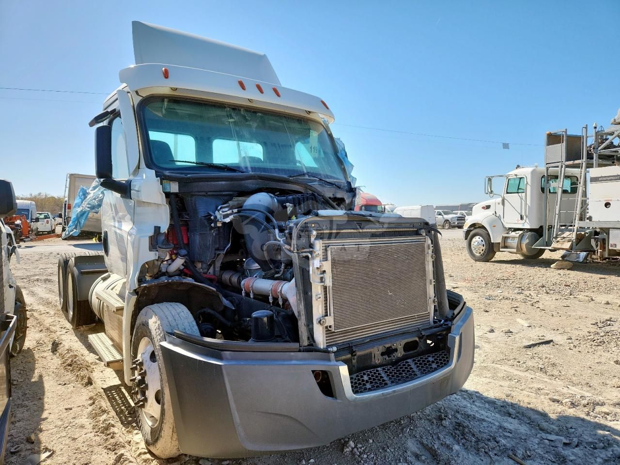 Freightliner Cascadia 12.8L 6 2021