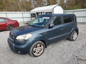 Kia Soul + 2.0L 4 2011