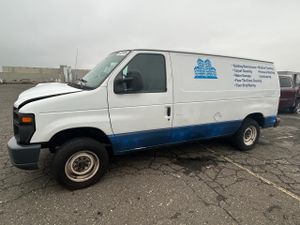Ford Econoline E150 VAN 4.6L 8 2011