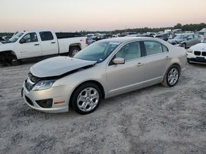Ford Fusion SE 2.5L 4 2010