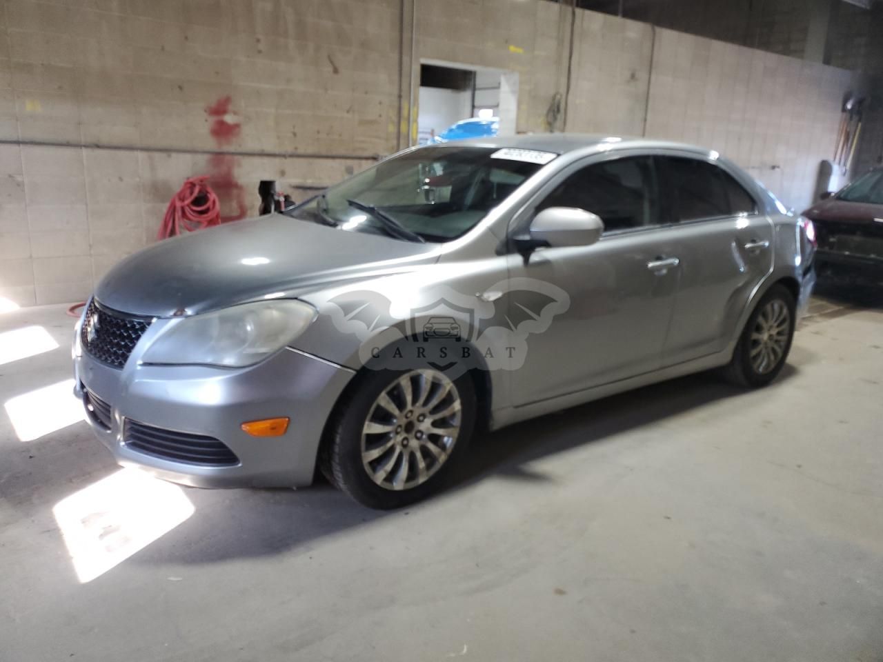 Suzuki Kizashi SE 2.4L 4 2010