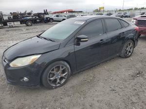 Ford Focus SE 2.0L 4 2014