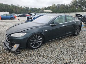 Tesla Model S 2013
