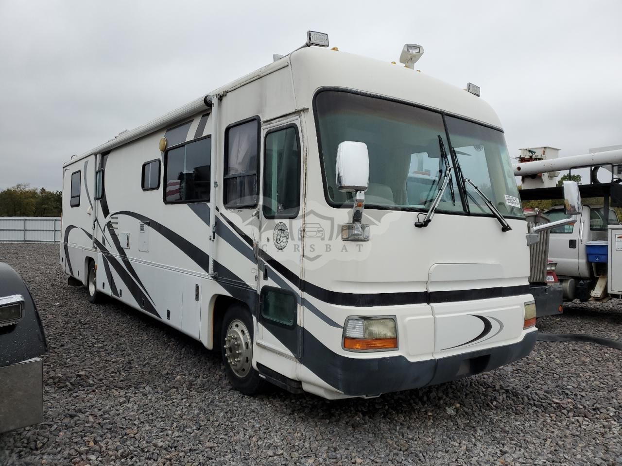 Freightliner X-line X LINE MOTOR HOME 8.3L 6 2001