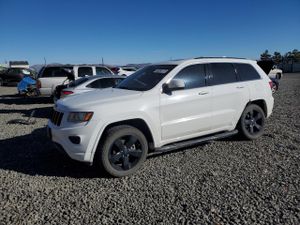 Jeep Grand Cherokee LAREDO 3.6L 6 2015