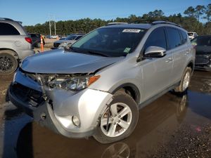 Toyota Rav4 XLE 2.5L 4 2013