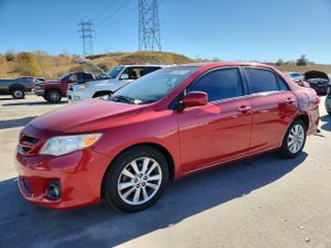 Toyota Corolla BASE 1.8L 4 2011