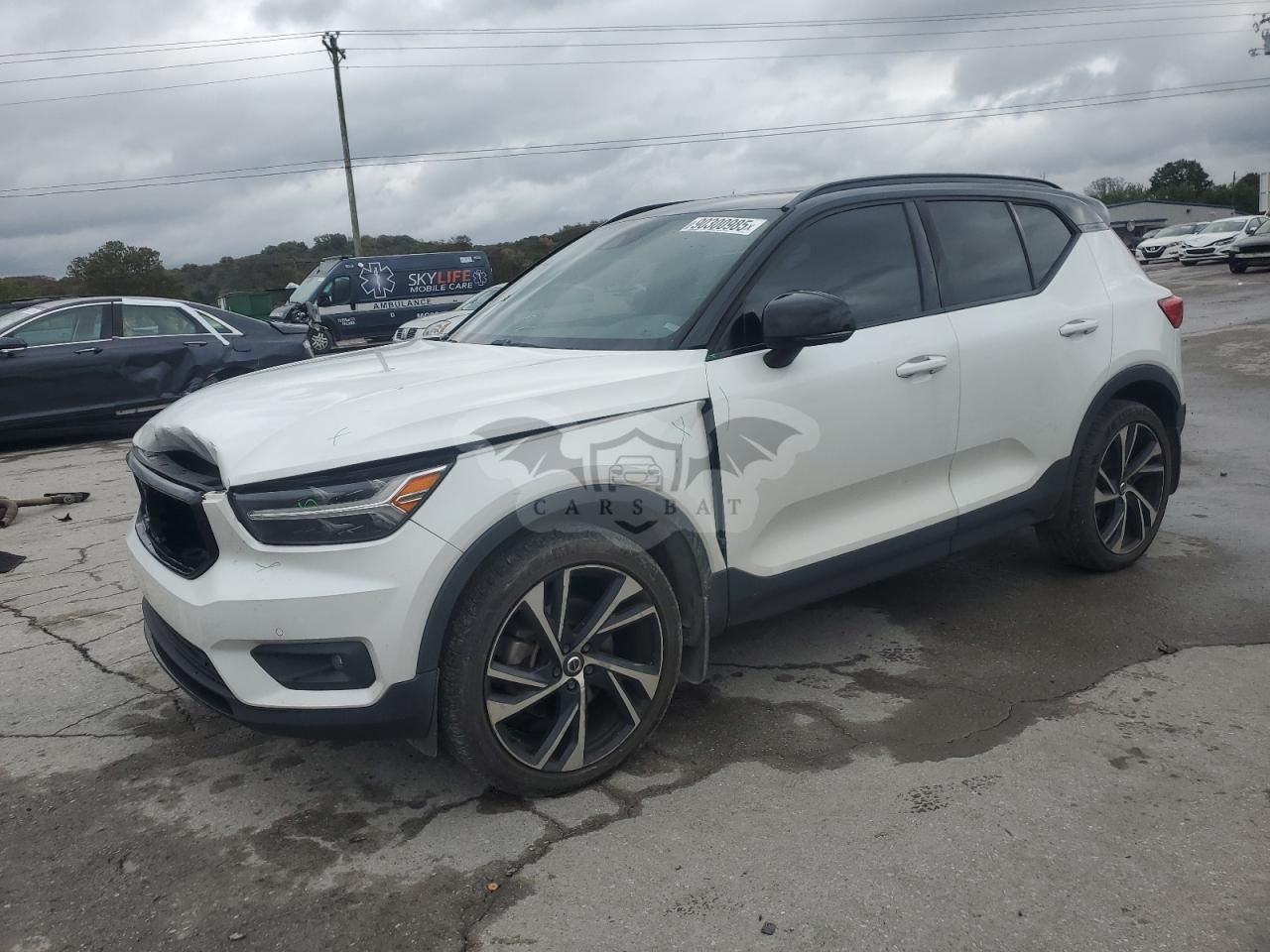 Volvo XC40 T5 R-DESIGN 2.0L 4 2020