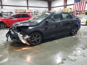 Ford Focus SE 2.0L 4 2013