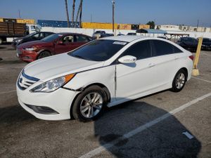Hyundai Sonata GLS 2.4L 4 2014