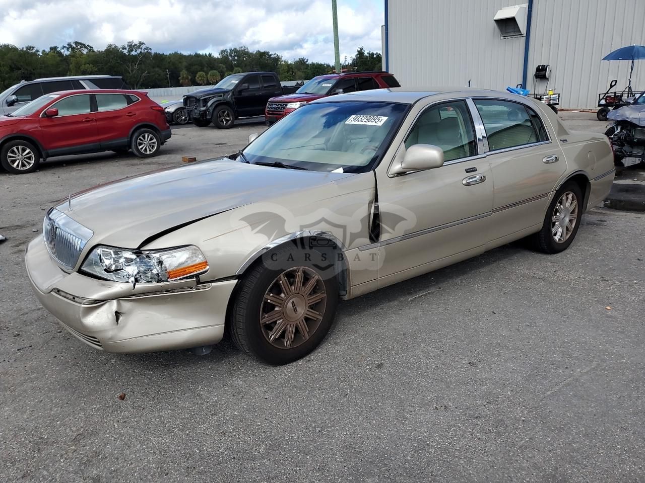 Lincoln Town Car SIGNATURE LIMITED 4.6L 8 2010
