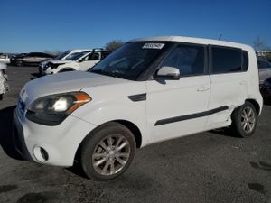 Kia Soul + 2.0L 4 2012