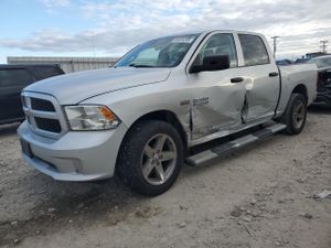 RAM 1500 ST 5.7L 8 2015