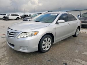 Toyota Camry BASE 2.5L 4 2010