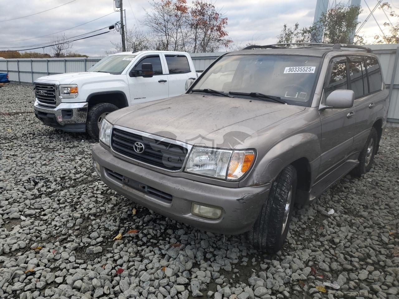 Toyota Land Cruiser 4.7L 8 2001