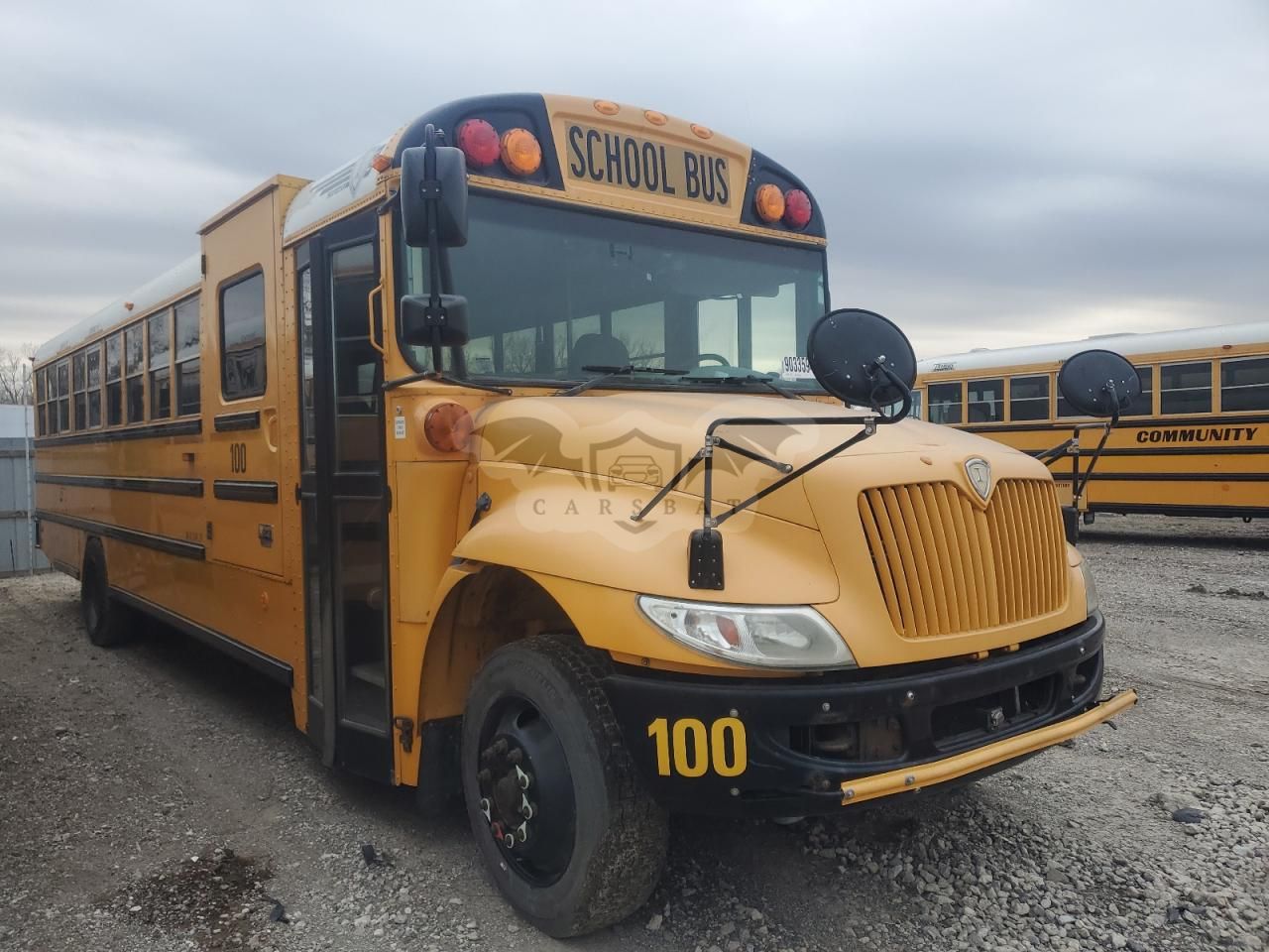 IC Corporation CE Series CE 6.4L 8 2013