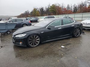 Tesla Model S 2013
