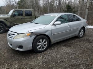 Toyota Camry BASE 2.5L 4 2010