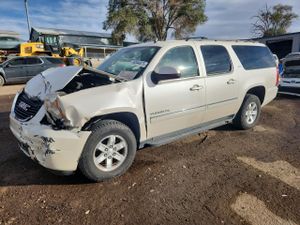 GMC Yukon K1500 SLT 5.3L 8 2011
