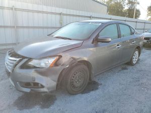 Nissan Sentra S 1.8L 4 2015