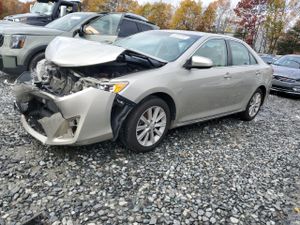 Toyota Camry SE 3.5L 6 2014