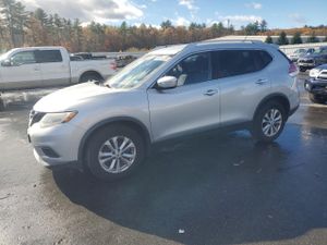 Nissan Rogue S 2.5L 4 2015