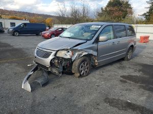 Chrysler Town & Country TOURING 3.6L 6 2013