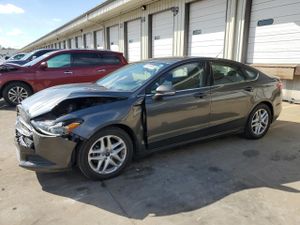 Ford Fusion SE 2.5L 4 2015