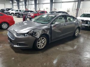 Ford Fusion SE 2.5L 4 2014