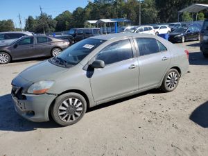 Toyota Yaris 1.5L 4 2010