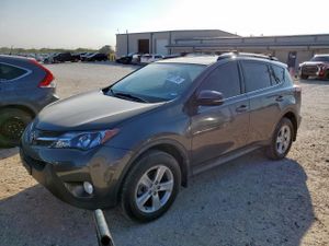 Toyota Rav4 XLE 2.5L 4 2013