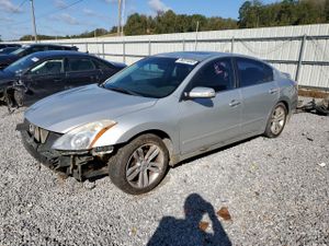 Nissan Altima SR 3.5L 6 2012