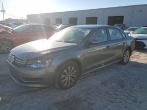 Volkswagen Passat S 2.5L 5 2014