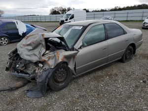 Toyota Camry LE 2.2L 4 1997