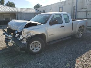 GMC Sierra C1500 4.3L 6 2011
