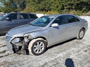 Toyota Camry BASE 2.5L 4 2011