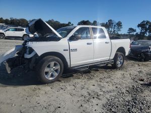 RAM 1500 SLT 5.7L 8 2014