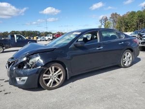 Nissan Altima 3.5S 3.5L 6 2013