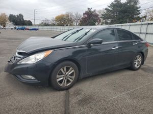 Hyundai Sonata GLS 2.4L 4 2013