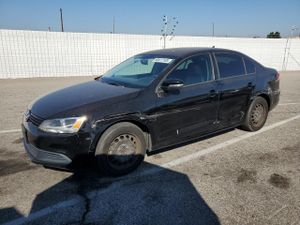 Volkswagen Jetta SE 1.8L 4 2014