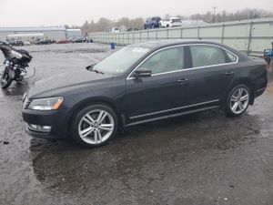 Volkswagen Passat SE 1.8L 4 2015