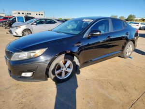 Kia Optima LX 2.4L 4 2015