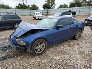 Ford Mustang 3.7L 6 2013